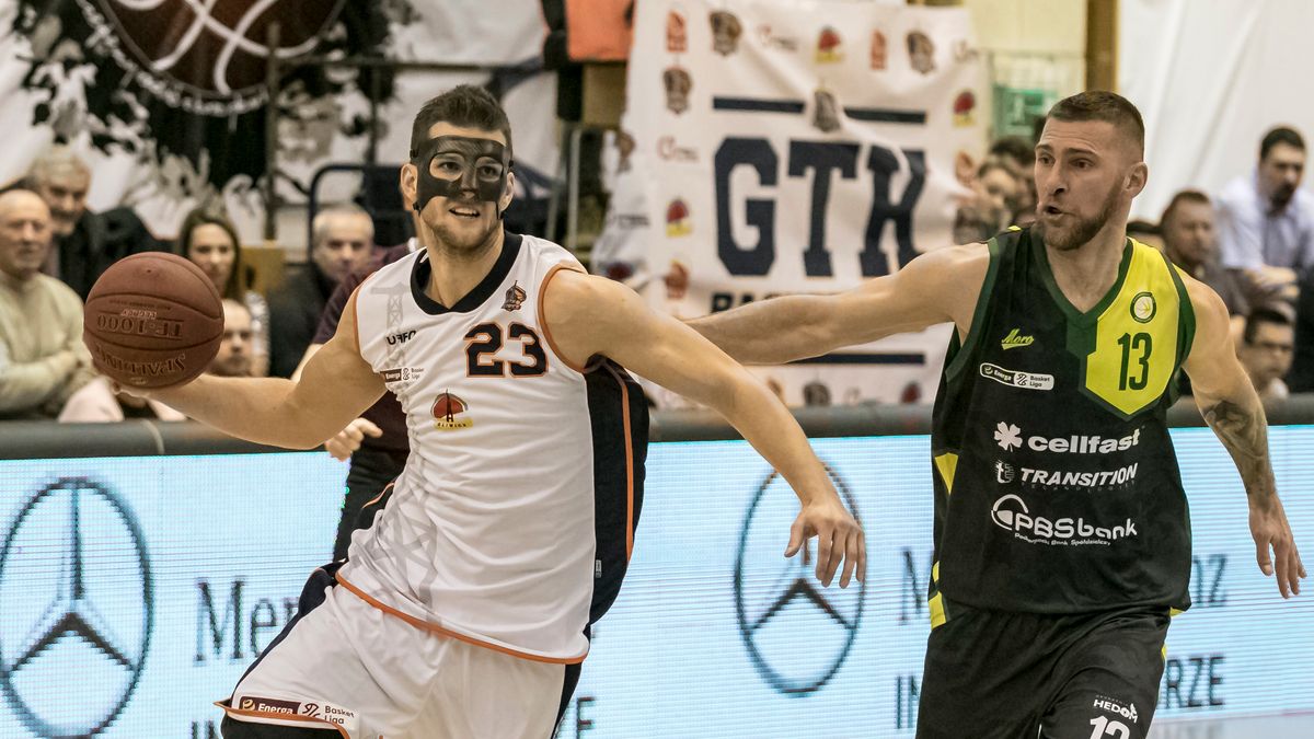 Materiały prasowe / GTK Gliwice / Ryszard Jędrzejewski / Lukas Palyza w akcji