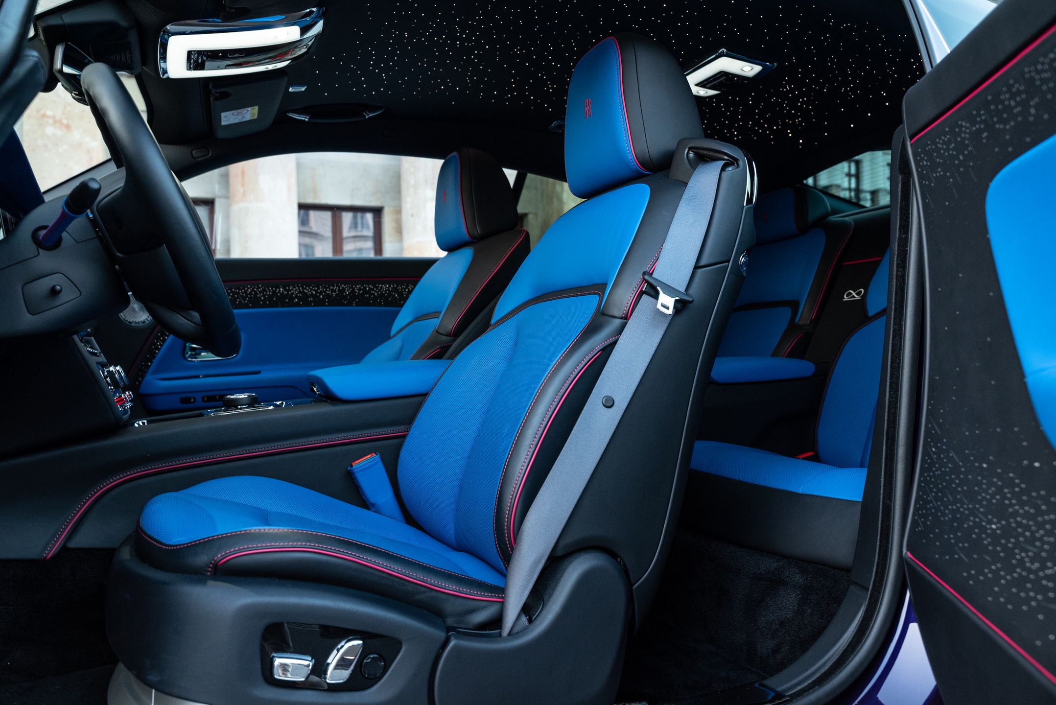 Rolls-Royce Spectre Black Badge