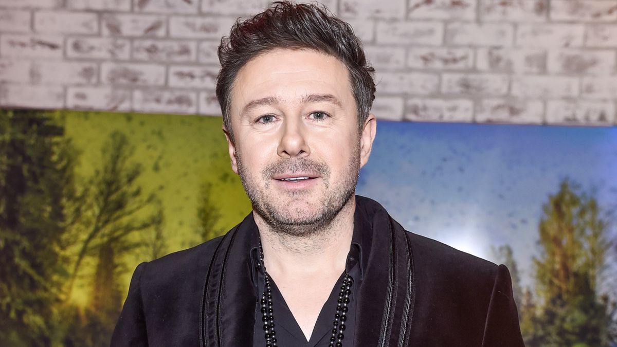 Andrzej Piaseczny zasłynął kontrowersyjnymi wypowiedziami na temat rządu i wyborów.