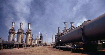 Płoną zbiorniki ropy Aramco w Jeddah. Niedaleko miejsca pożaru trenują zawodnicy F1