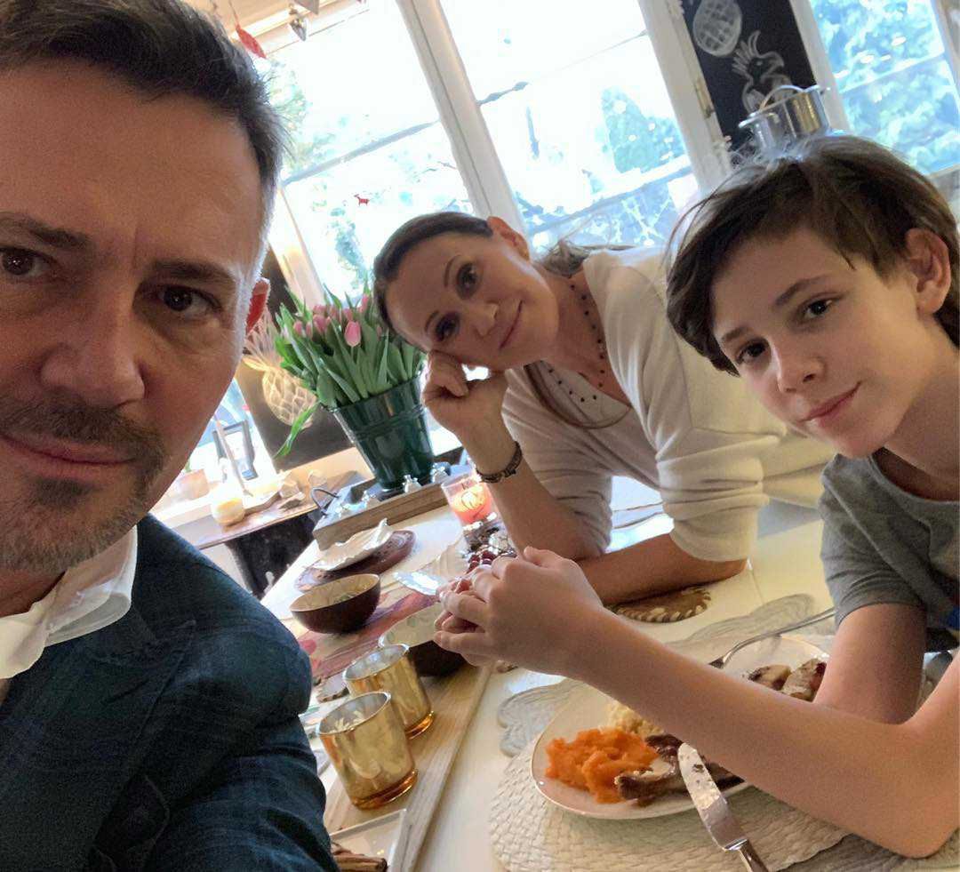 Krzysztof Ibisz z Anną Nowak-Ibisz i synem Vincentym