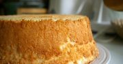Ciasto bez jajek, mleka i masła. Ten przepis zrobisz w 45 minut