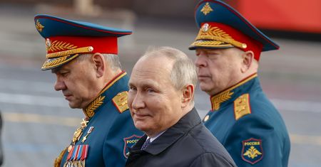 Putin pękał z dumy. Rosyjska TV godzinami pokazywała wojskową defiladę
