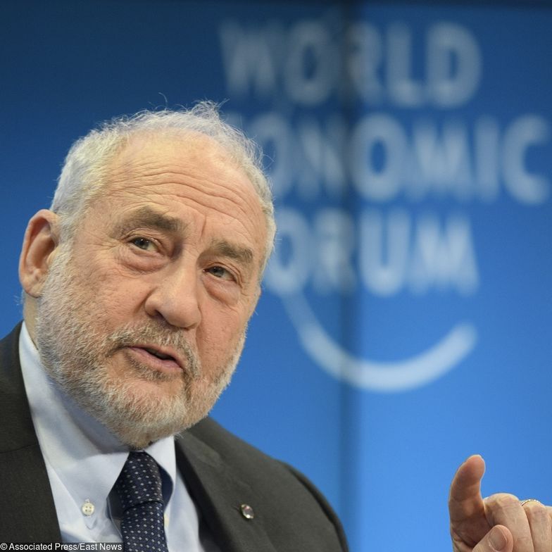Noblista Joseph Stiglitz podczas konferencji w Davos