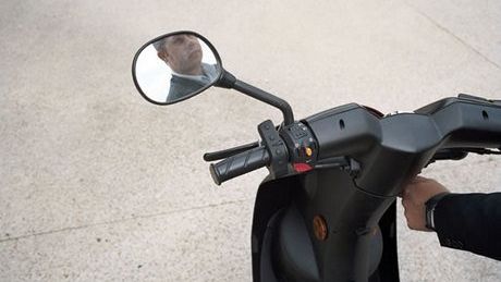 Parrot SK4000 i RK8200 - dwa nowe gadżety dla automaniaków 1