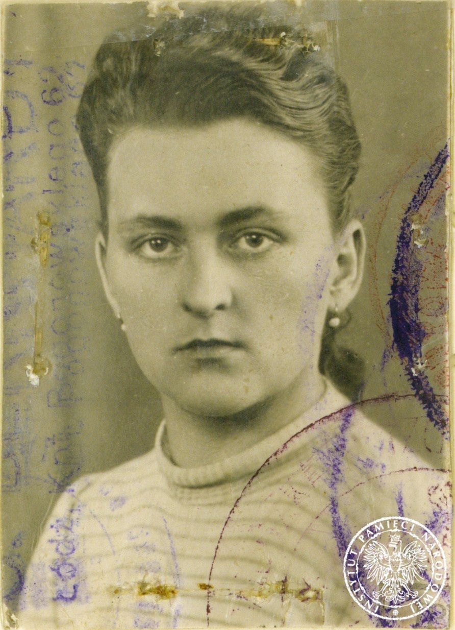 Eugenia Pol przed zmianą nazwiska nazywała się Pohl