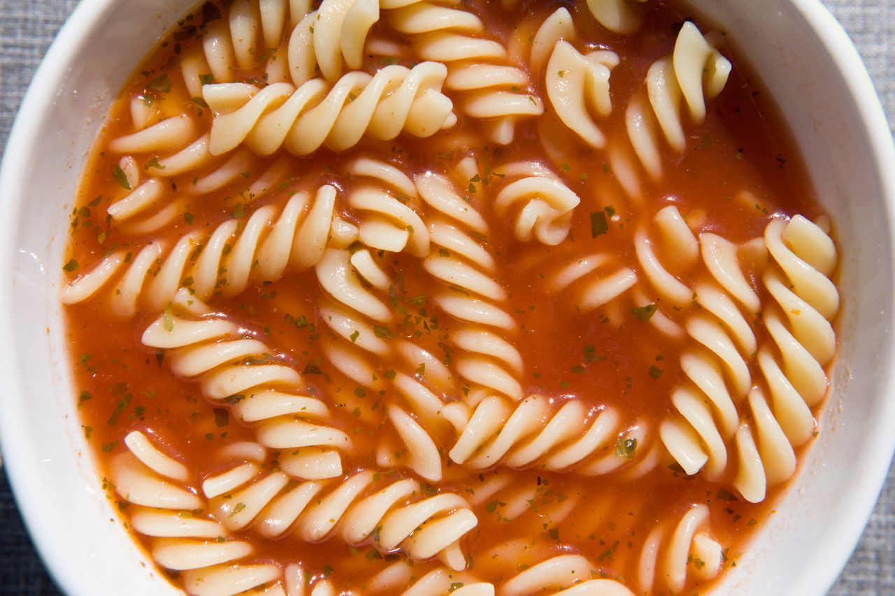 Co dodać do zupy pomidorowej?