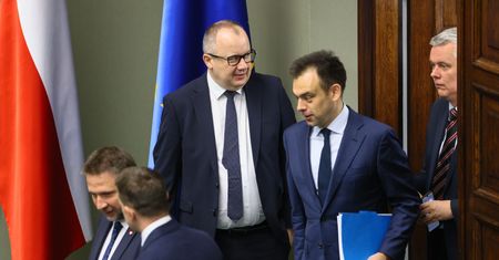 Głosowanie w Sejmie ws. KSeF. Rewolucja w fakturowaniu odroczona. Jest decyzja