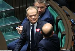 Pierwsza porażka PiS w Sejmie. Tusk: "Dedykacja dla Dudy i Morawieckiego"