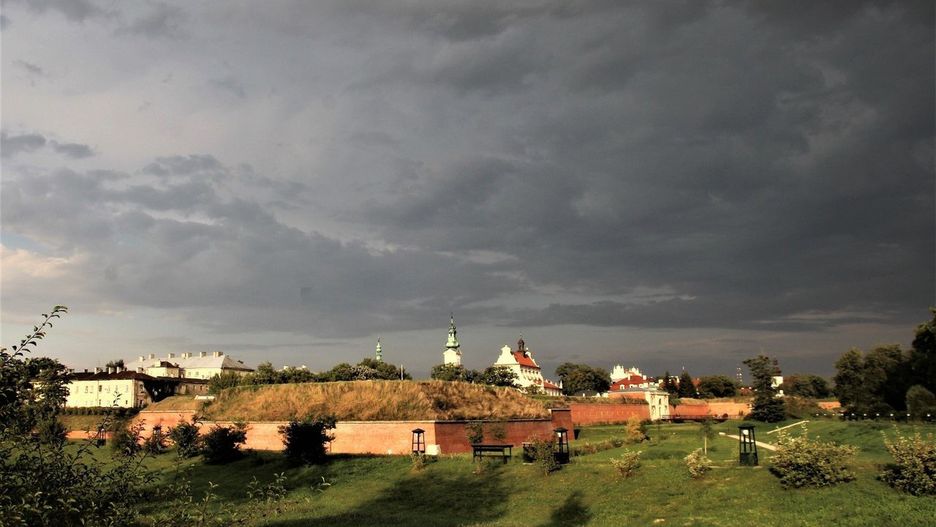 Dawna twierdza Zamość nadal prezentuje się pięknie i groźnie