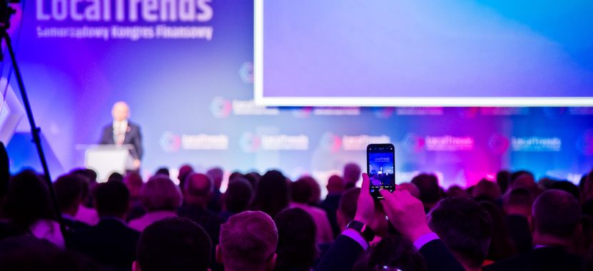 Innowacyjny samorząd. Jak nowe technologie wspierają lepsze zarządzanie miastem?