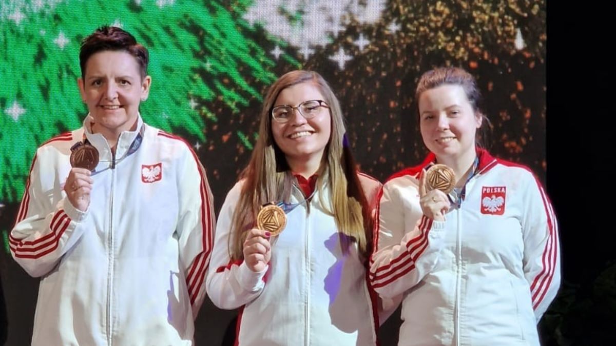 Facebook / Polski Związek Strzelectwa Sportowego / Na zdjęciu: Katarzyna Klepacz, Natalia Król i Klaudia Breś