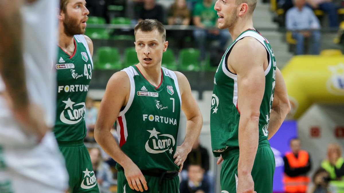 PAP / Artur Lawrenc / Na zdjęciu: koszykarze Legii