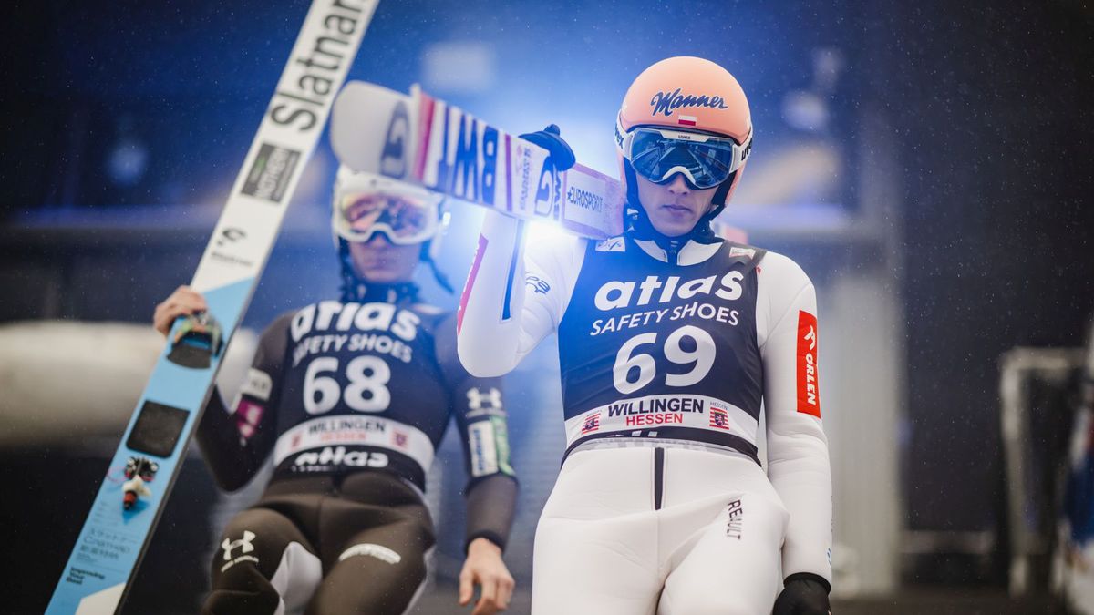 Getty Images / Daniel Kopatsch / Na zdjęciu od lewej: Anze Lanisek i Dawid Kubacki