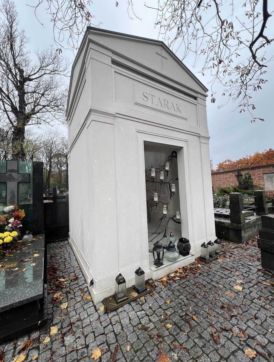 Grób Piotra Woźniaka-Staraka