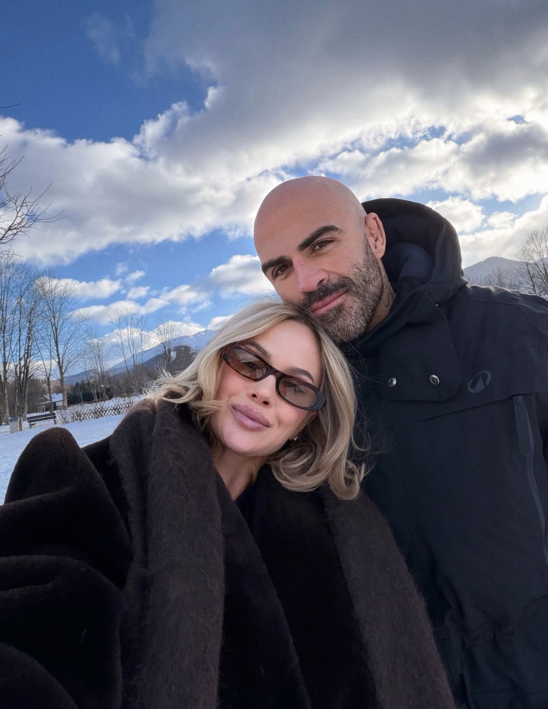 Akop Szostak publicznie przeprosił ukochaną 