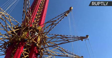 Największa karuzela na świecie otwarta w Dubaju