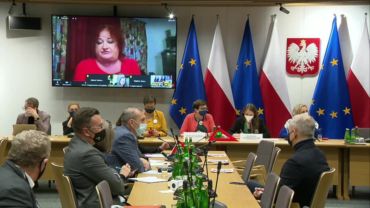 Na posiedzeniu sejmowej komisji odbyło się wysłuchanie publiczne “lex Czarnek”. Nie przybył nikt z resortu edukacji