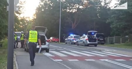 Samochód potrącił 12-latkę na rowerze. Nieprzytomna trafiła do szpitala.