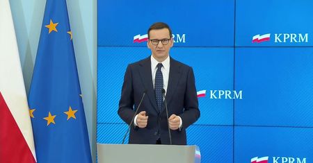 Premier przedstawia założenia rządowej “tarczy inflacyjnej”.