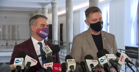 Posłowie Lewicy domagają się dymisji W. Czarzastego.