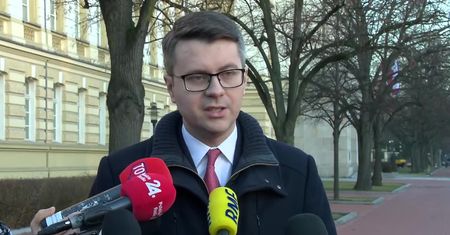 Rzecznik rządu: Wobec agresji na Ukrainę będziemy domagać się od UE daleko idących sankcji wobec Rosji