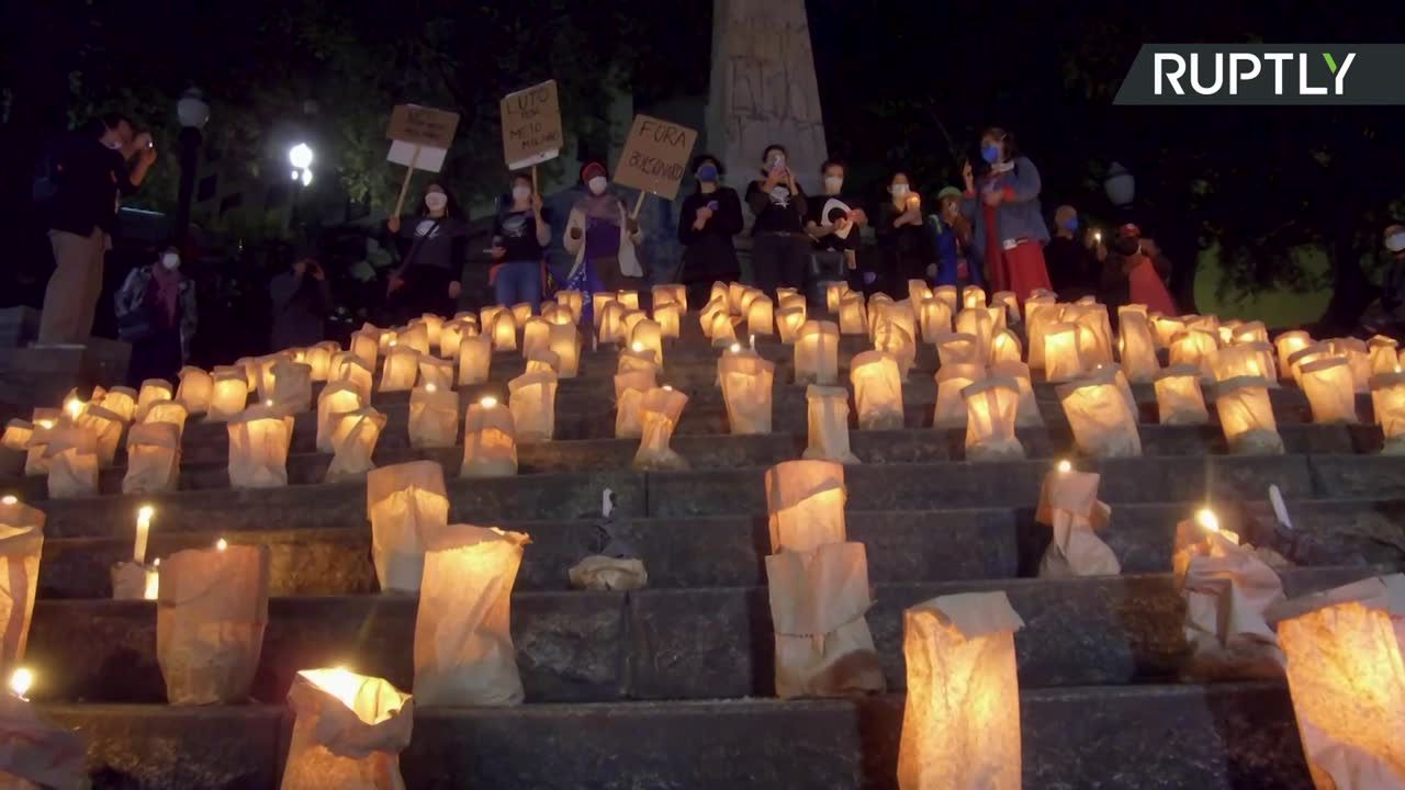 Ponad 500 tys. ofiar pandemii COVID-19 w Brazylii. W Sao Paulo oddano im hołd.