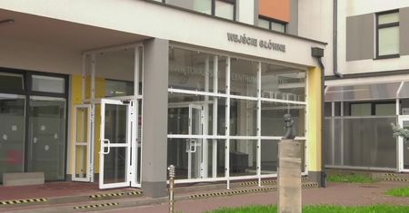“Chłopczyk miał złamanie ręki i nóżki”. Zarzuty dla rodziców rocznego dziecka z Kielc.