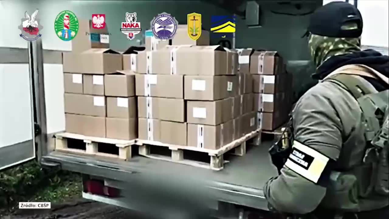 Funkcjonariusze CBŚP zlikwidowali szlak przemytników substancji służących do produkcji metamfetaminy