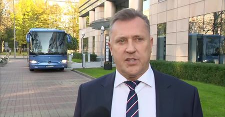 “Miałem taki instynkt”. Prezes PZPN o znalezieniu podsłuchów w jego gabinecie.