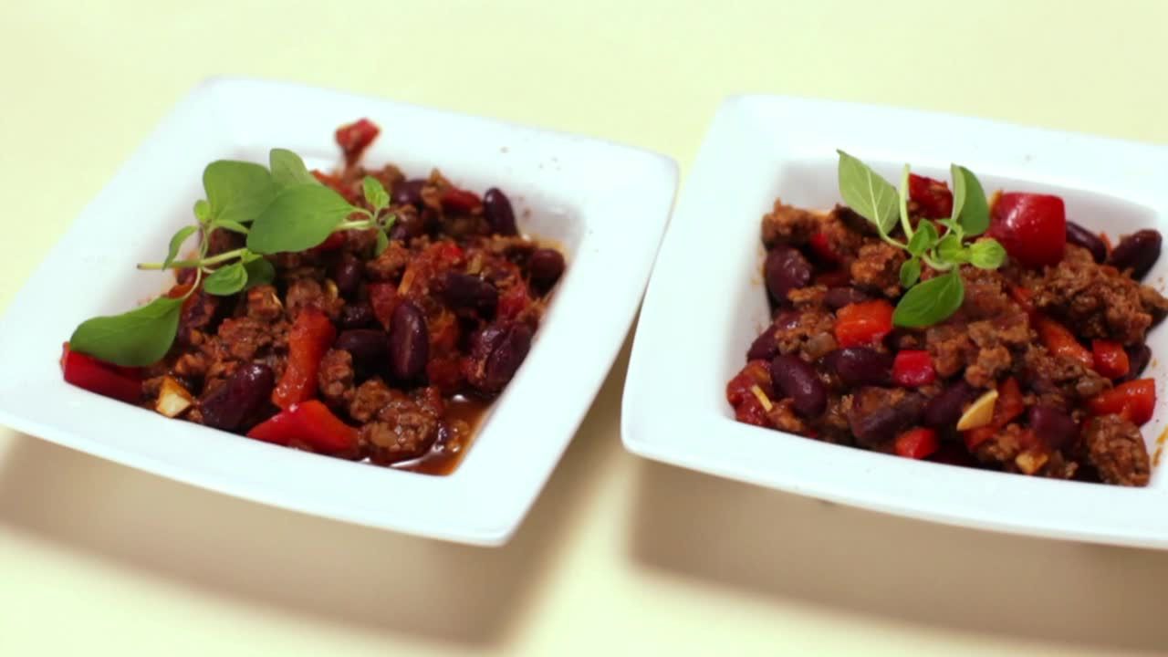 Pikantne Potrawy. Czy to prawda, że poprawiają humor?