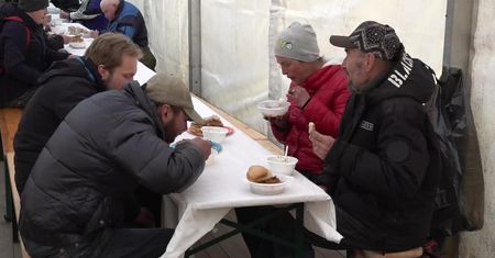 Śniadanie Wielkanocne z osobami potrzebującymi w Gdańsku