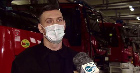 Strażacy z Suwałk uratowali duszące się niemowlę.