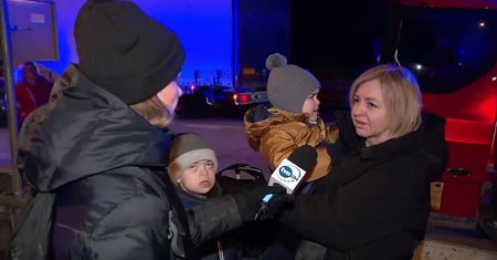 “Do Lwowa z Kijowa 28 godzin jechaliśmy”. Trudna droga uchodźców z Ukrainy