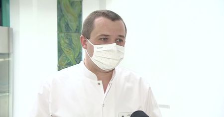 Czwarta dawka szczepionki dla osób z zaburzoną odpornością. Ministerstwo wystawiło już ponad 10 tys. skierowań