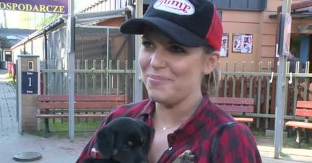 Aleksandra Kwaśniewska rozważa adopcję psa ze schroniska