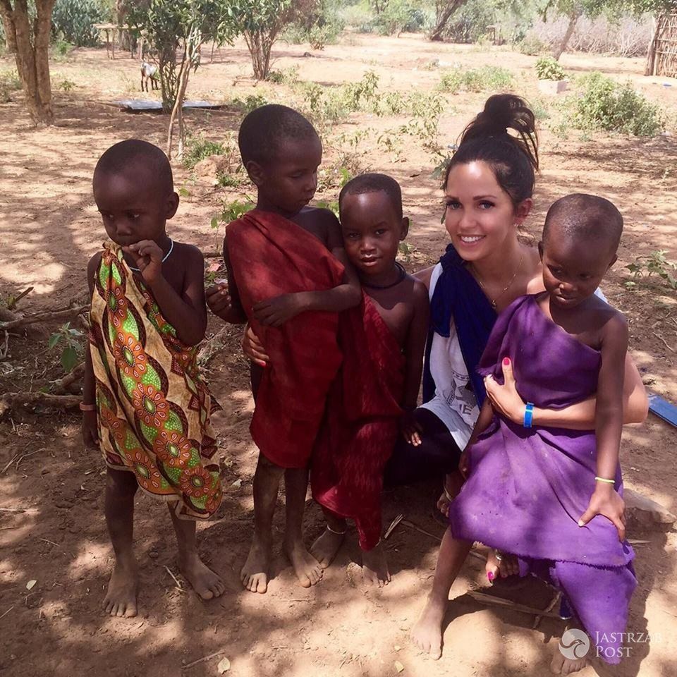 Anna Prus pomaga dzieciom