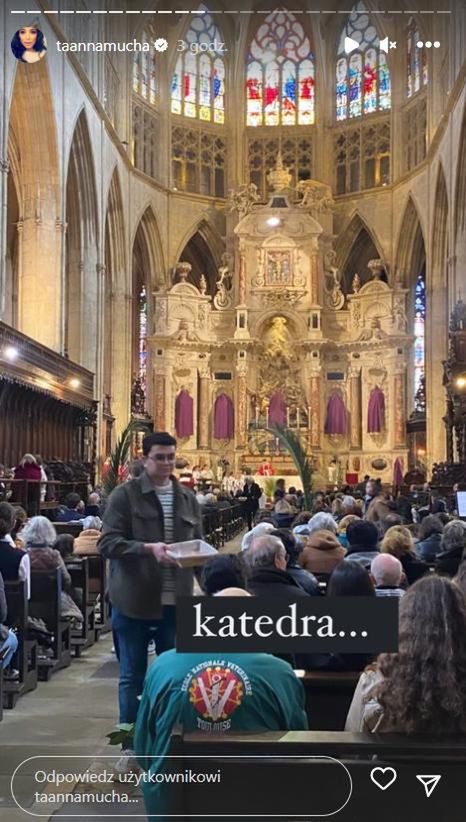 Anna Mucha poszła do kościoła