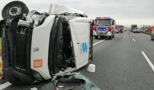 Groźny wypadek na A1 pod Tczewem. Samochód osobowy zderzył się z ciężarówką