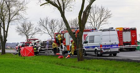 Śmiertelny wypadek pod Piłą. DK11 zablokowana