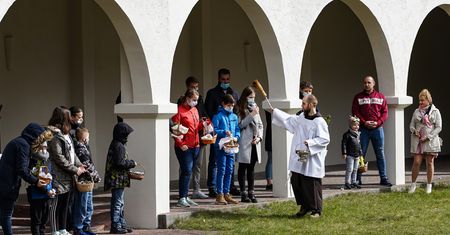Wielka Sobota znów w pandemii