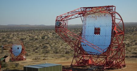 Teleskop-gigant będzie śledził czarne dziury i supernowe
