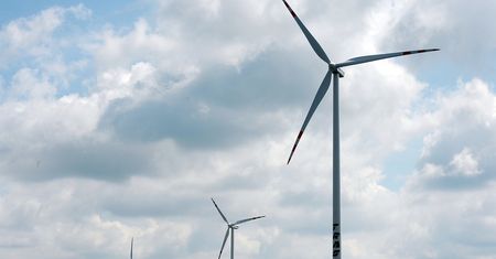 Francja grozi wypowiedzeniem wsparcia dla farm wiatrowych