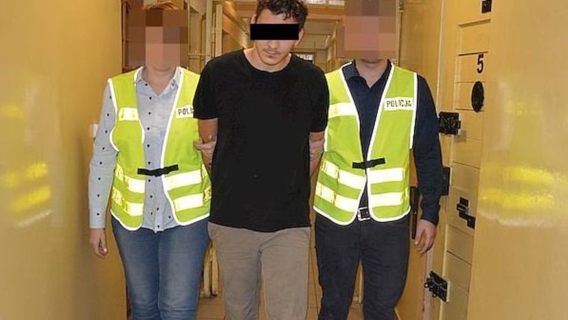 Chełm. Bartosz B, który zranił psa nożem, dostał wyrok 10 miesięcy bezwzględnego więzienia