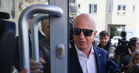 Rozprawa przełożona po raz dziesiąty. Szymczyk: "Czekam na rozpoczęcie"