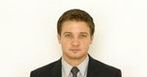 ''The Bourne Legacy'': Jeremy Renner godnym następcą Matta Damona