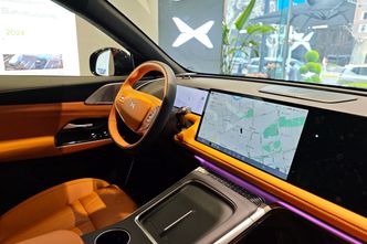 Chińczycy kuszą ładowaniem "elektryka" za złotówkę. "Tesla też już to miała"