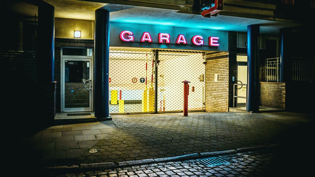 "After Hours" to filmowe kadry z Hamburga po godzinach 1