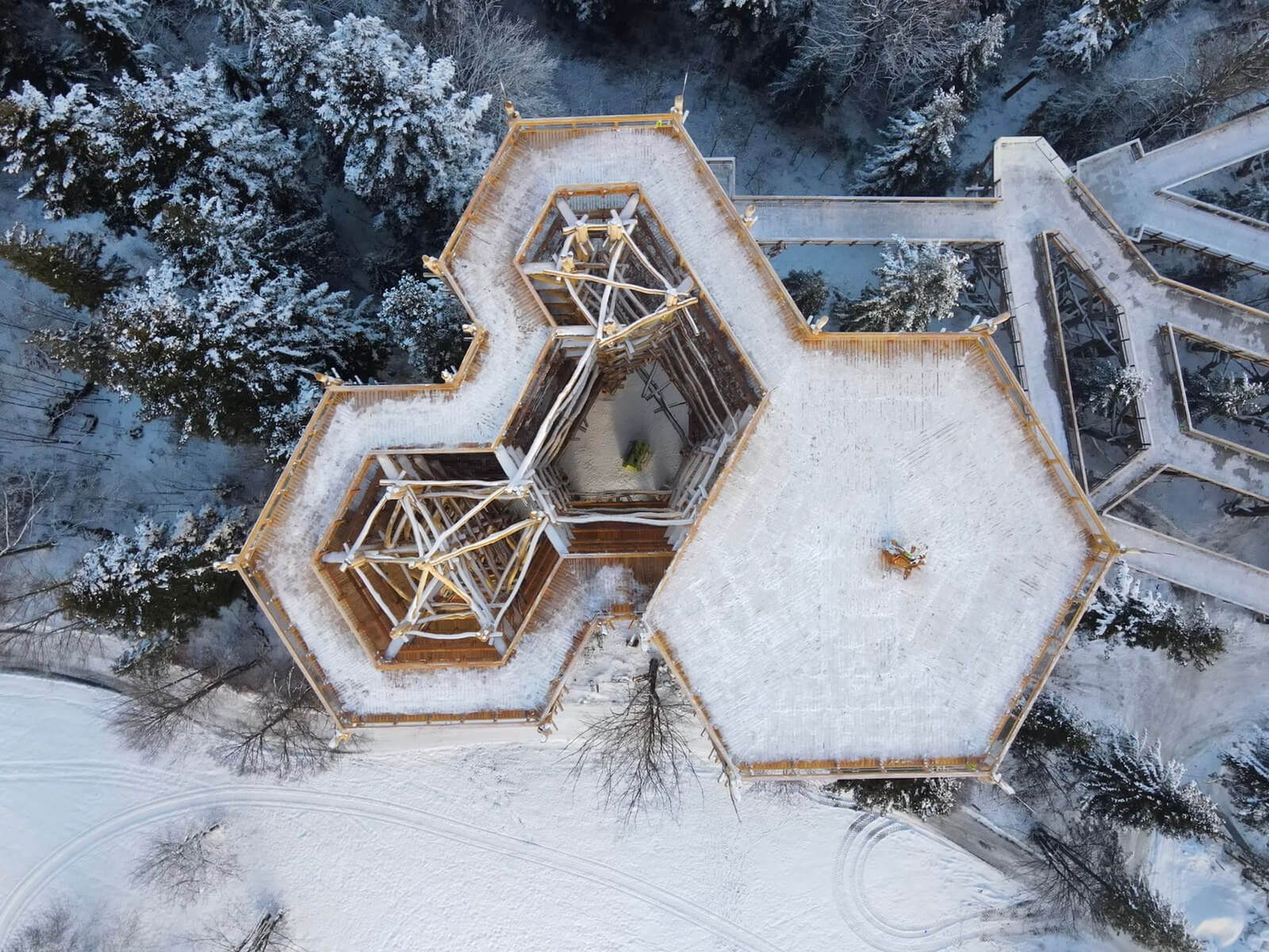 Nowa wieża zaskakuje formą