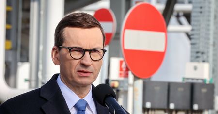 Rząd prowadzi niebezpieczną grę. Grozi nam destabilizacja